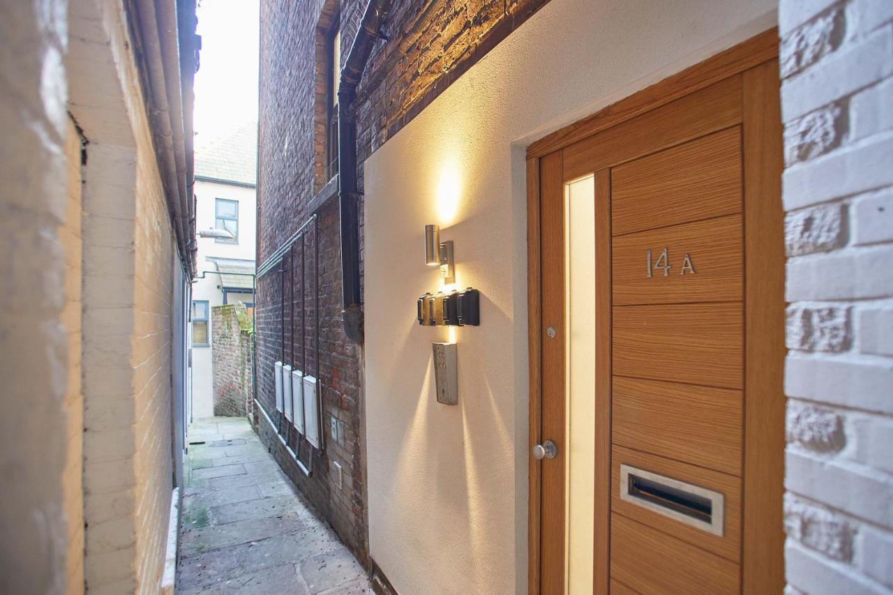 Host & Stay - Apartment One, Hudsons Yard House Whitby Buitenkant foto