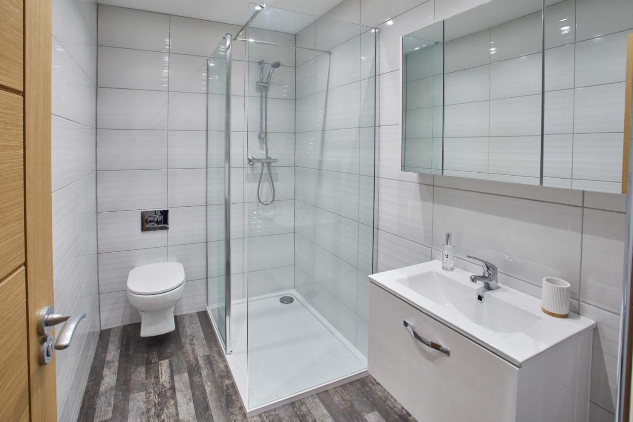 Host & Stay - Apartment One, Hudsons Yard House Whitby Buitenkant foto